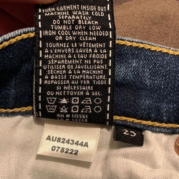 7 For All Mankind Roxanne Ankle Cropped Jean with Diagonal Hem Women’s - Size 25 - Picture 15 of 15